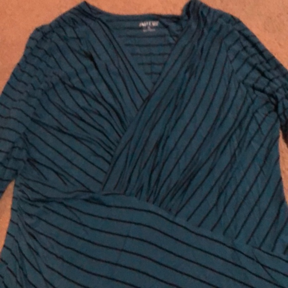 Apt 9 cross cross ‎ striped blue shirt top women’s plus size size XL